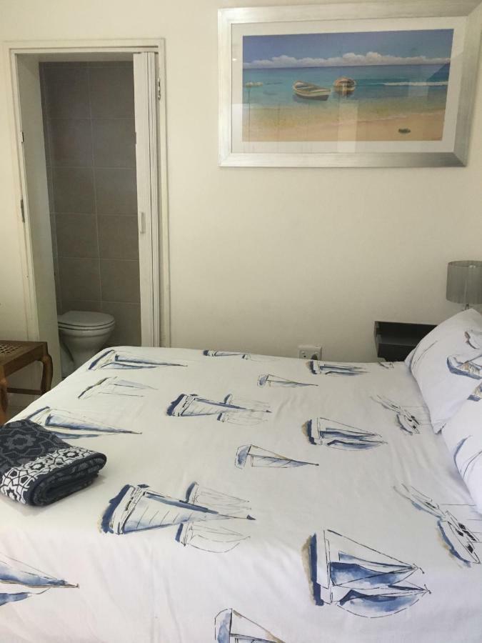 The Lighthouse Guesthouse Welkom Exteriör bild